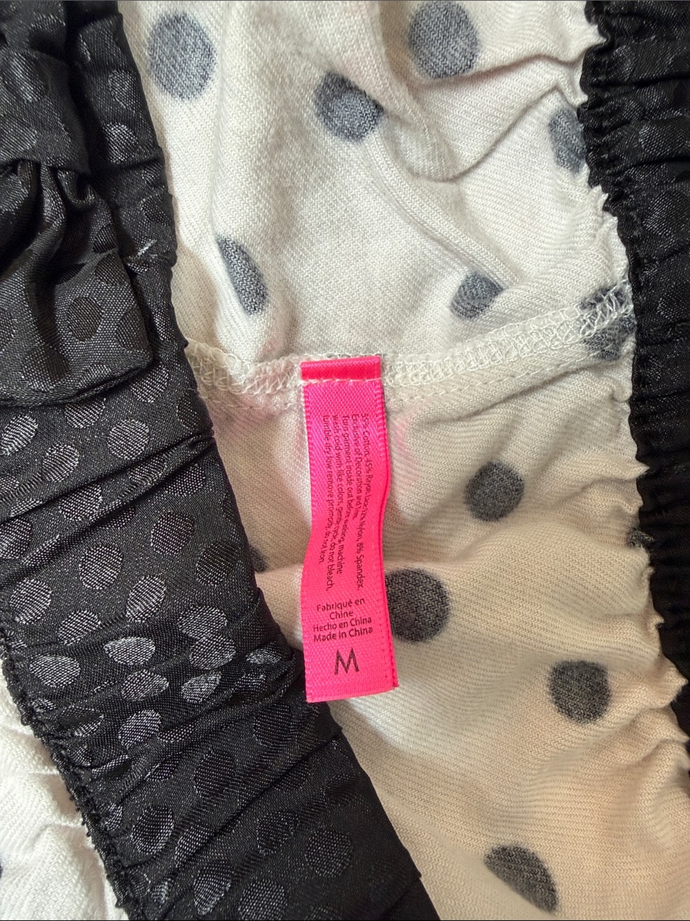 PINK Victoria's Secret Cream Polka Dot Lace Trim Pajama Shorts - Picture 2 of 4